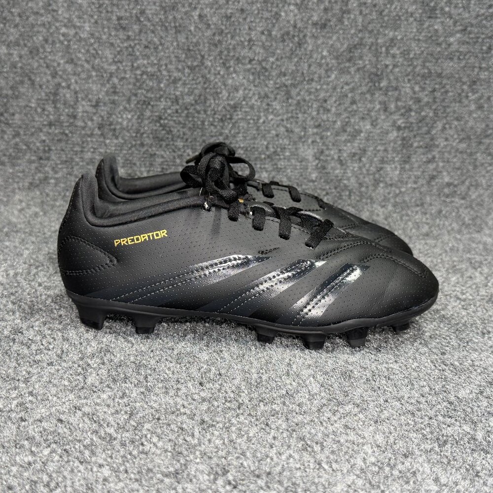Adidas Predator Club FxG Soccer Cleats Youth Size 3 Black Carbon Performance‎